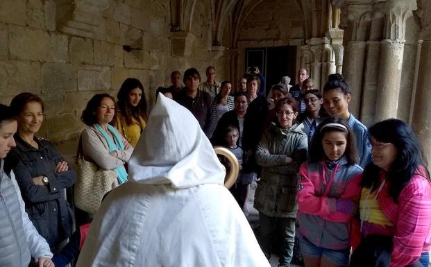 Visita teatralizada en el monasterio Santa María la Real de Aguilar. 