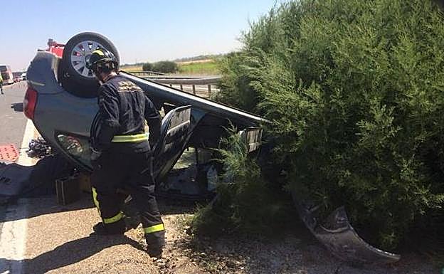 Dos heridos en un accidente por una salida de vía a la altura de la localidad vallisoletana de Geria