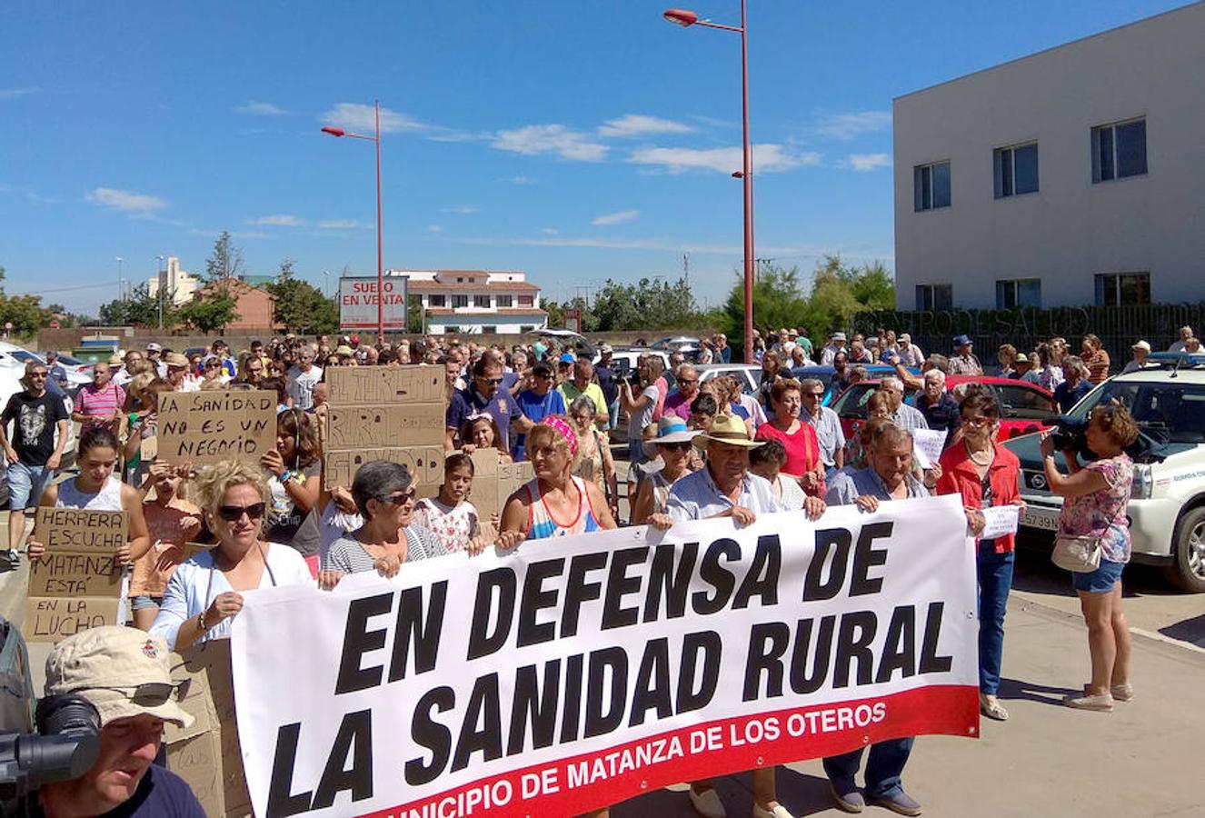 Fotos: Manifestación en Valencia de Don Juan