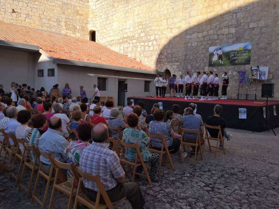 Fotos: XII Certamen de paloteo en Torrelobatón