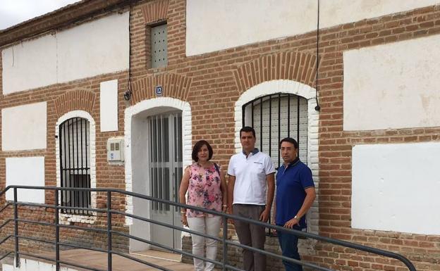 Carmen Ávila, José Luis Moyano y Fernando Pablos. 