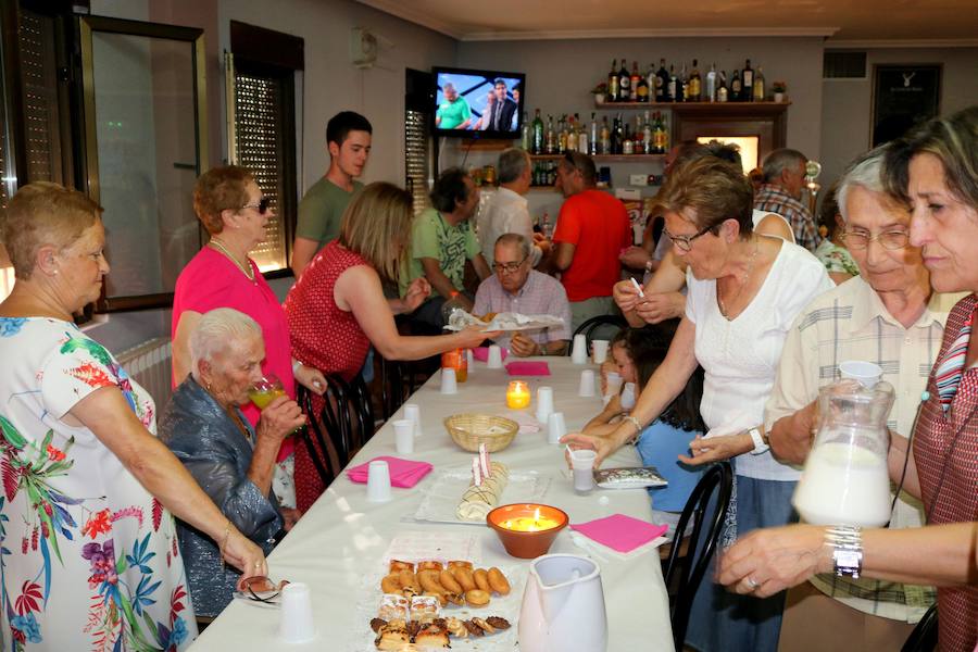 Fotos: Homenaje a la centenaria Juana Blázquez en Cordovilla la Real