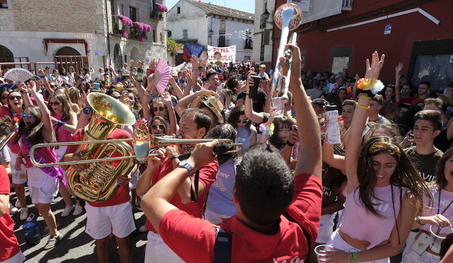 Pregón y chupinazo en la primera jornada de fiestas.