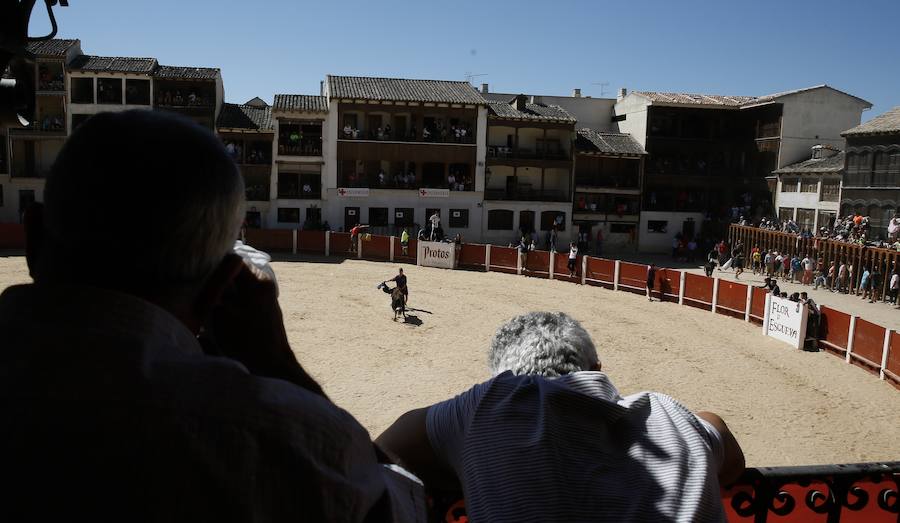 Fotos: Primer encierro en Peñafiel