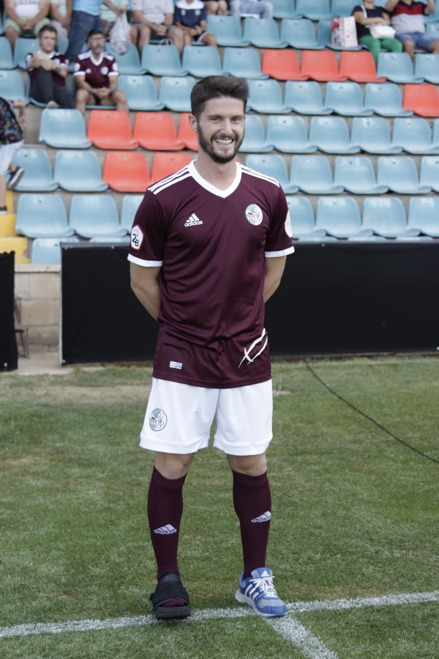 Fotos: Presentación del CF Salmantino ante el Villanovense