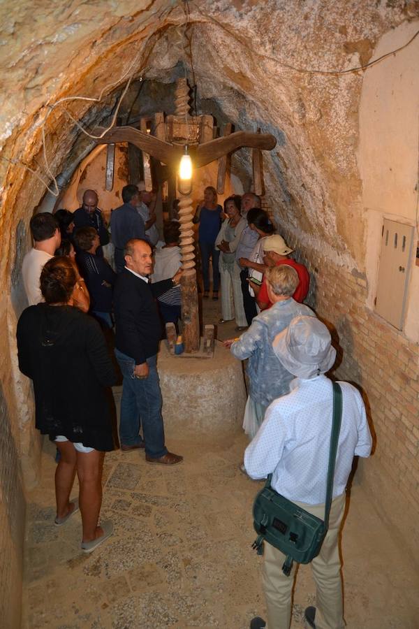 Fotos: Astudillo promociona su barrio de bodegas