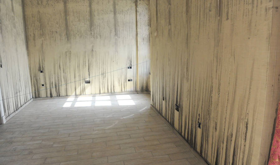 Los okupas del Marqués de la Ensenada muestras las mejoras realizadas en el edificio y piden ayuda a los vecinos para instalar paneles fotovoltaicos