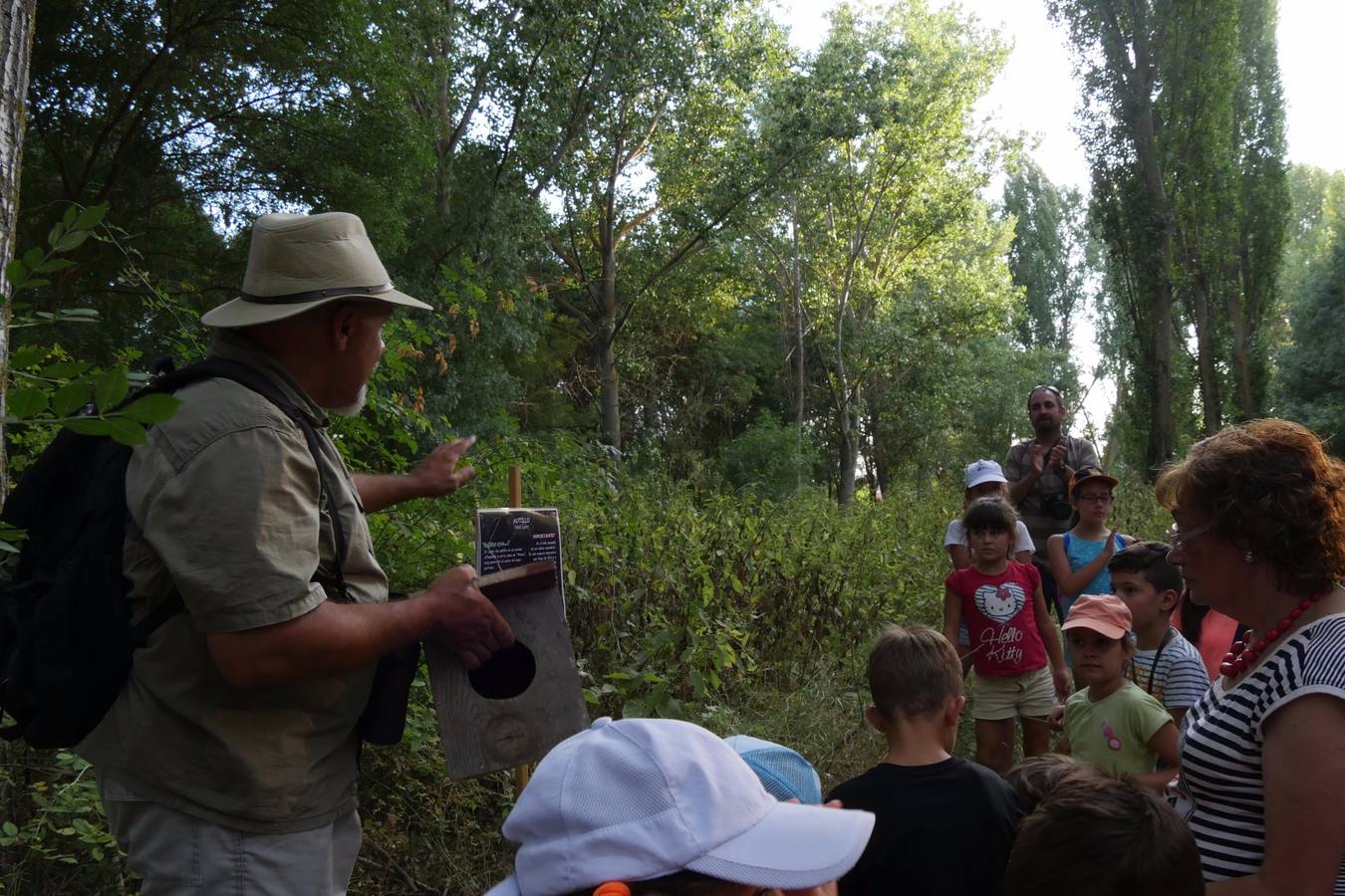 Fotos: Actividad medioambiental en Castrodeza