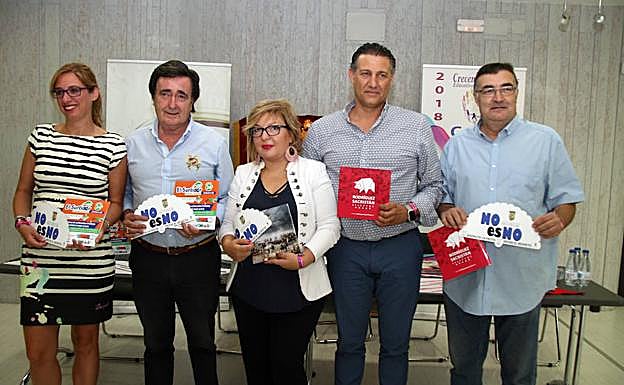 De izquierda a derecha: Raquel Martín, Jesús García, Sonia Martín, Marcos Rodríguez y Luis Senovilla. 