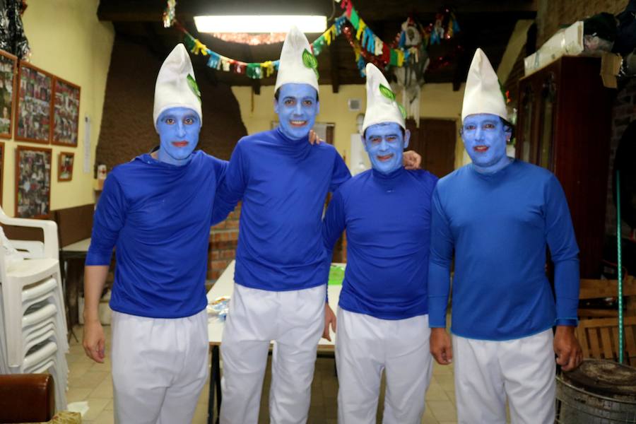 Fotos: Fiesta de Fin de Año en Baltanas