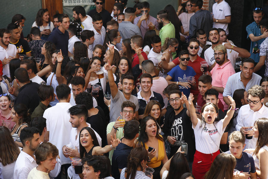 Fotos: Vermut en los bares del seminario