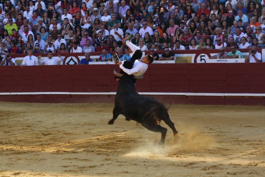 El toledano Moisés Fernández se impone en la octava edición del concurso de cortes de Cuéllar