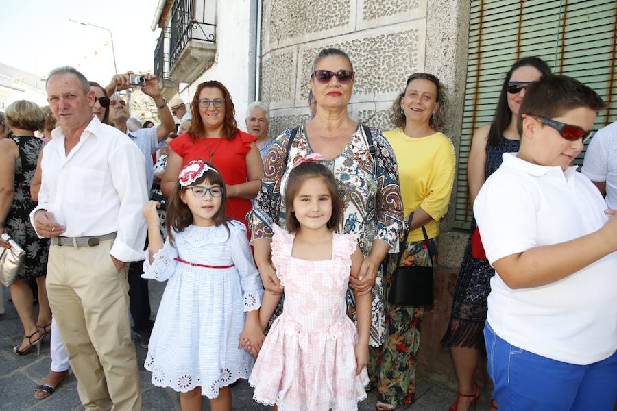 El municipio salmantino clausuró los actos en honor al patrón con una comida popular, un cuentacuentos infantil y una animada verbena