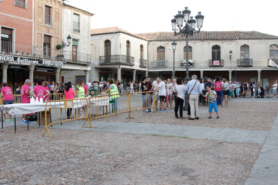 Con una degustación de carne de novillo en la plaza de la Constitución, la localidad despedía ayer sus fiestas