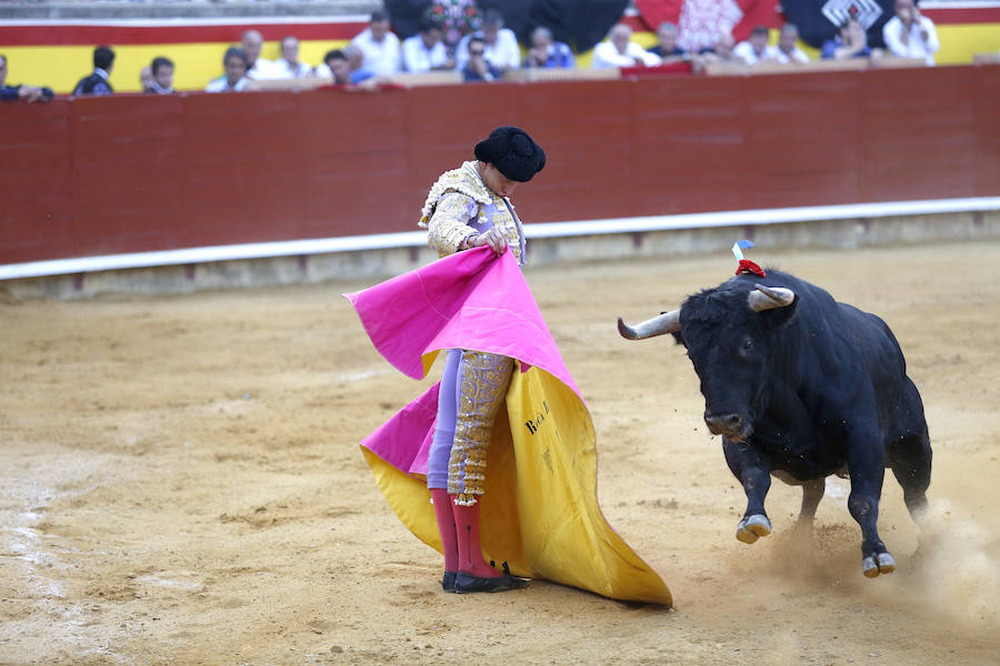 Fotos: Triunfo de El Juli y Roca Rey en Palencia