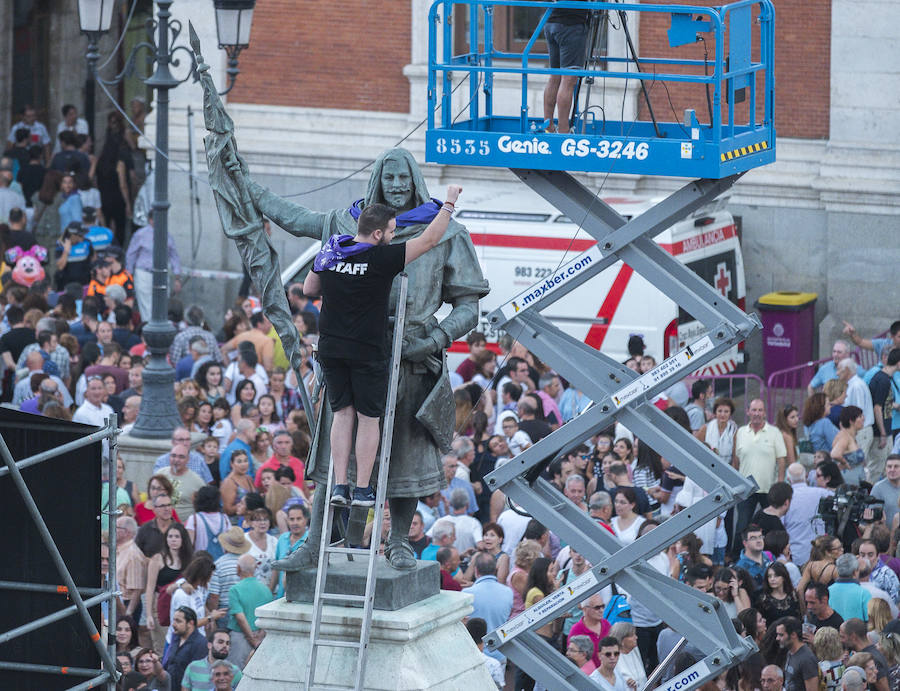 Fotos: Desfile de peñas en las fiestas de Valladolid 2018