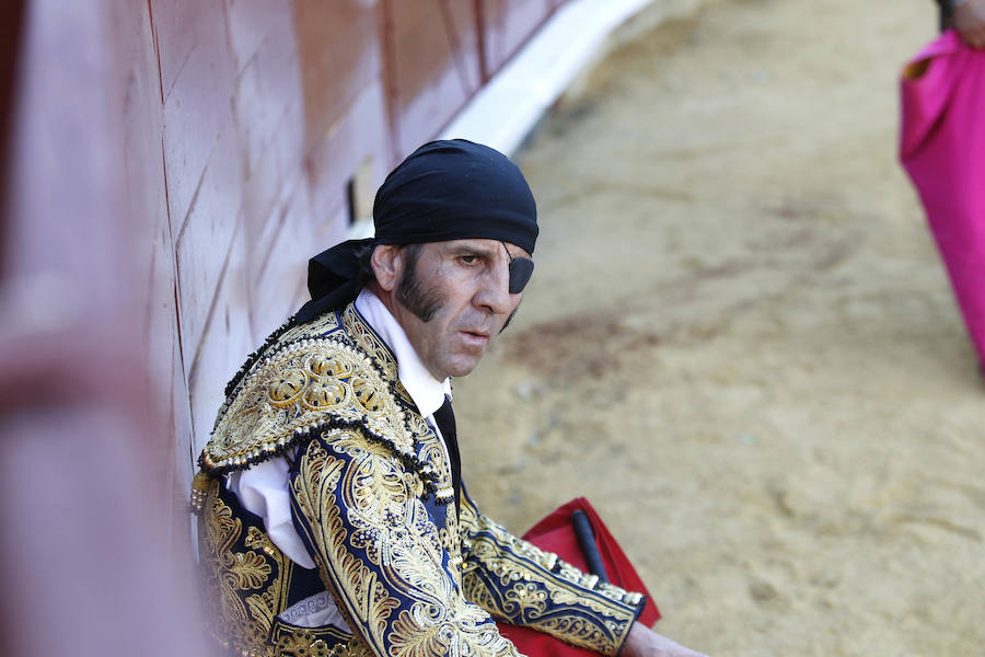 Fotos: Juan Jose Padilla se despide de la plaza de toros de Palencia