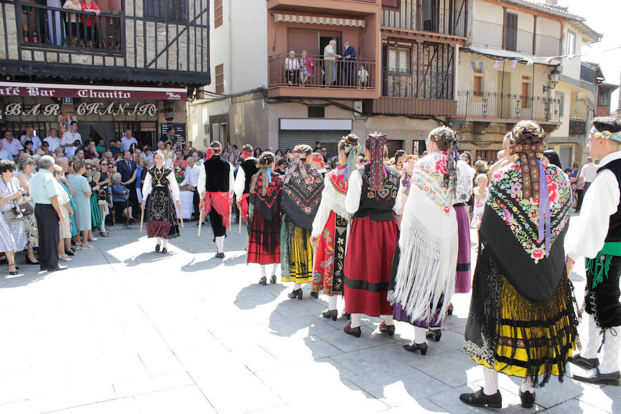 Fotos: Las cintas y el paleo animan Sotoserrano