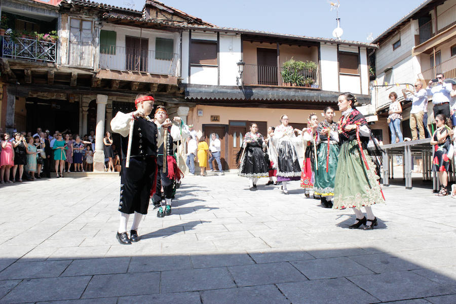 Fotos: Las cintas y el paleo animan Sotoserrano