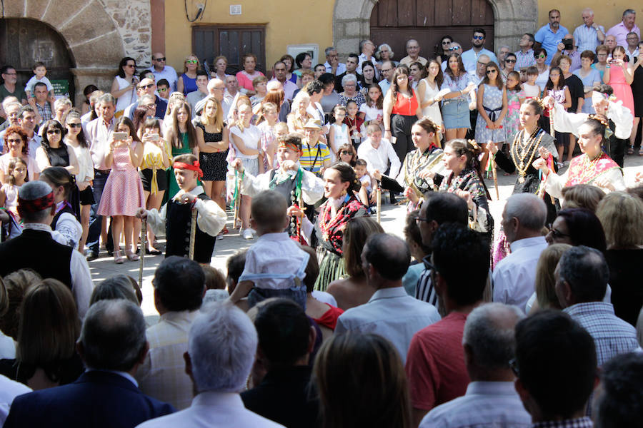 Fotos: Las cintas y el paleo animan Sotoserrano