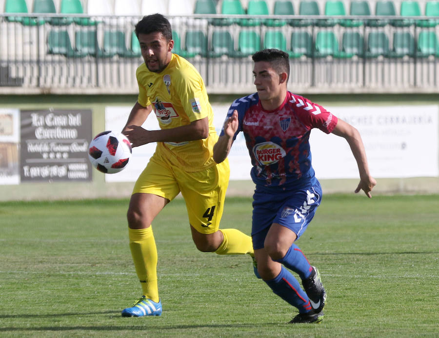 Fotos: Victoria de la Gimnástica Segoviana ante La Bañeza 3-0