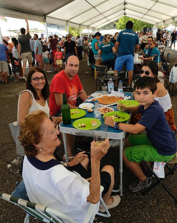 Fotos: Inauguración de las Casetas Regionales