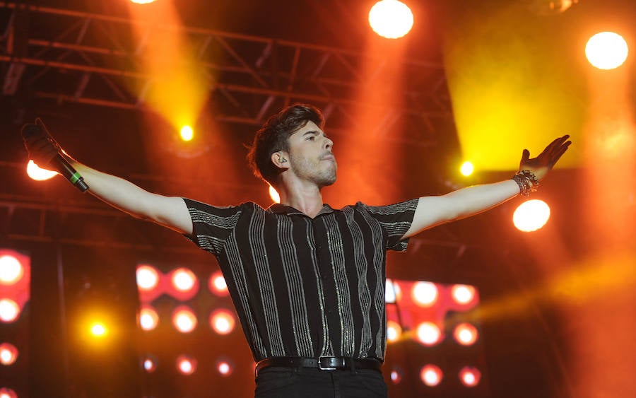 Fotos: Los &#039;triunfitos&#039; abarrotan la Plaza Mayor de Valladolid