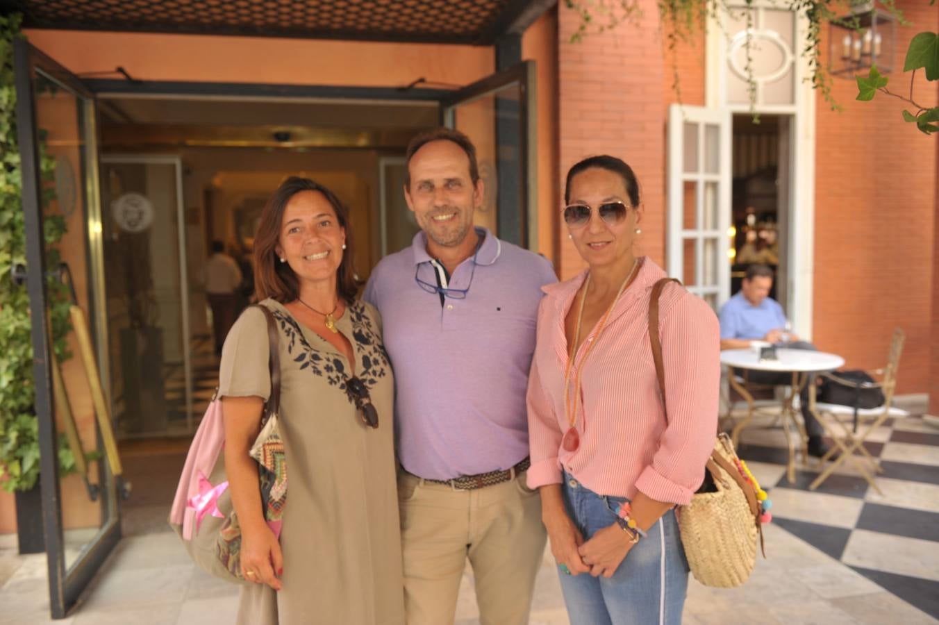 Pepa Rico, Enrique Martínez (Gestoría Martínez Llanos) y Eva Hernansanz (EHV Abogados).