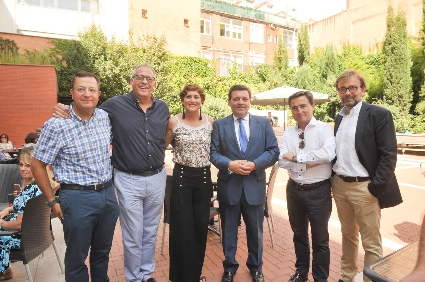 Concejales y miembros del PP. Fernando Rubio, Antonio Martínez Bermejo, Mayte Martínez, Luis Miguel González Gago, José San José y David Frontela.