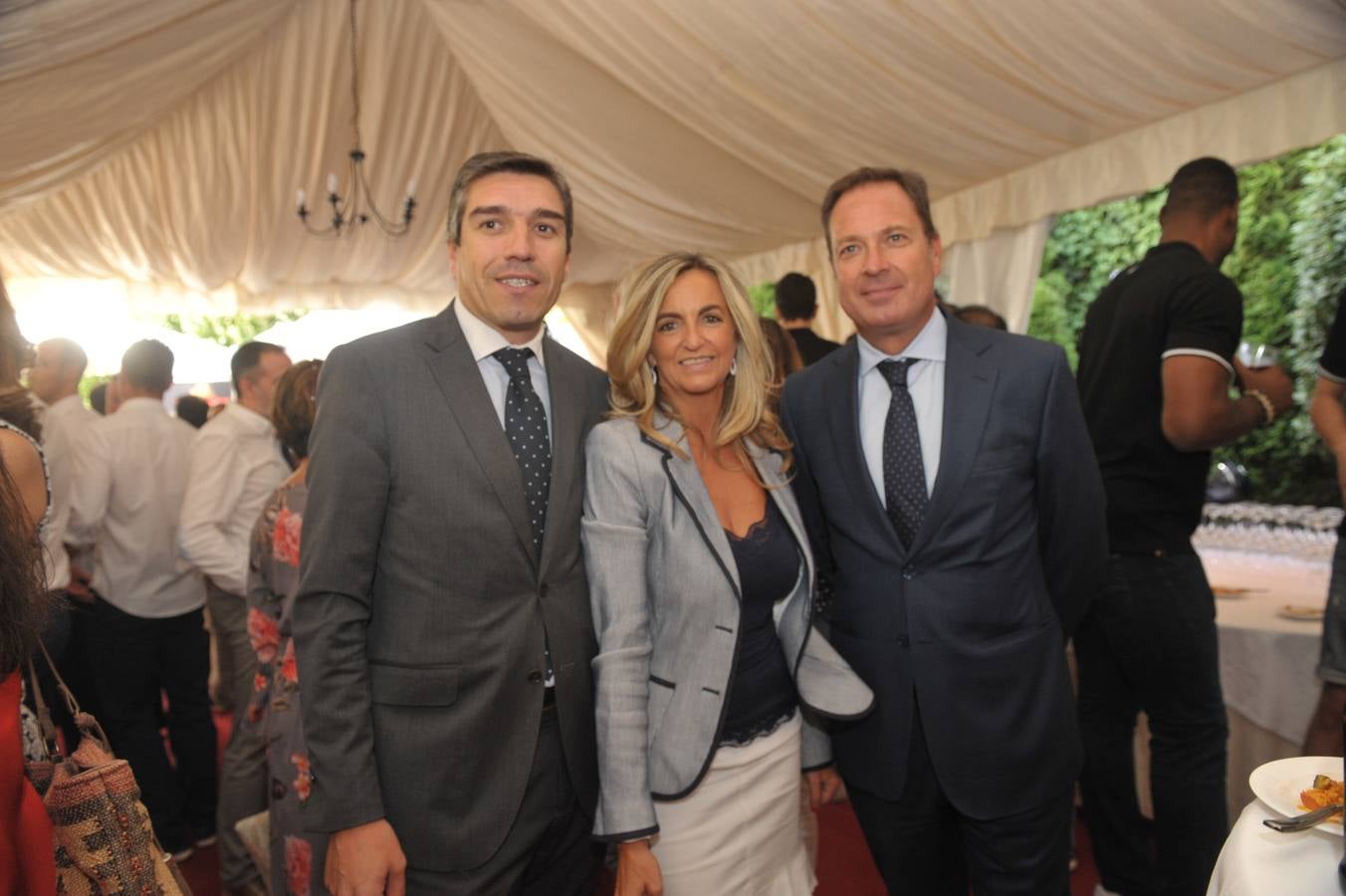 Fernando Negredo, Sol Calderón y Fernando Ponzán, de Banco Sabadell.