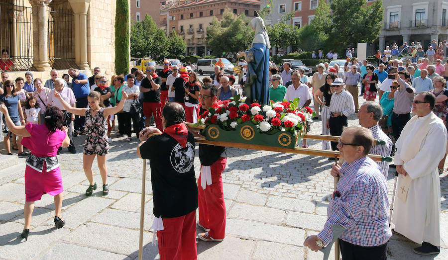 Fotos: Los camareros de Segovia celebran Santa Marta