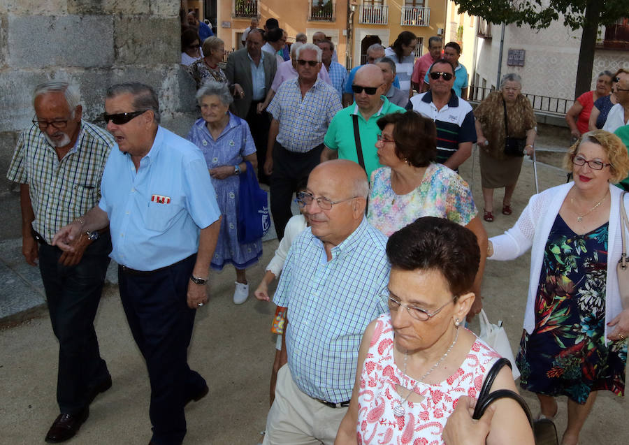 Fotos: Los camareros de Segovia celebran Santa Marta