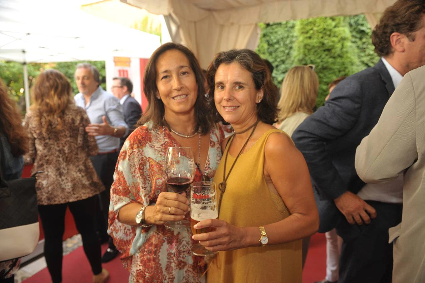 María Eugenia García, de Aquavall, y Marta Rosado.