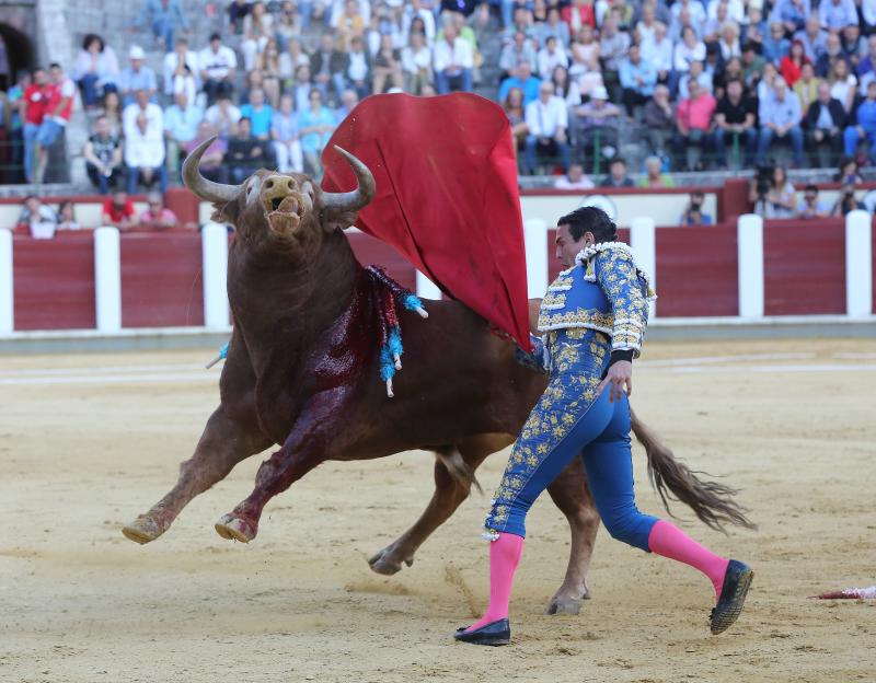 Tercer festejo taurino con motivo de la Feria y Fiestas de la Virgen de San Lorenzo 2018