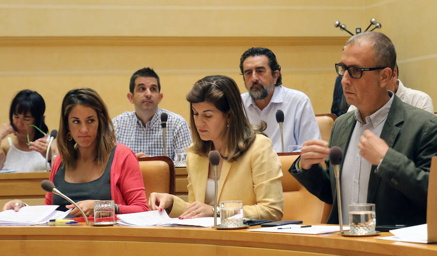 Fotos: Pleno del Ayuntamiento de Segovia