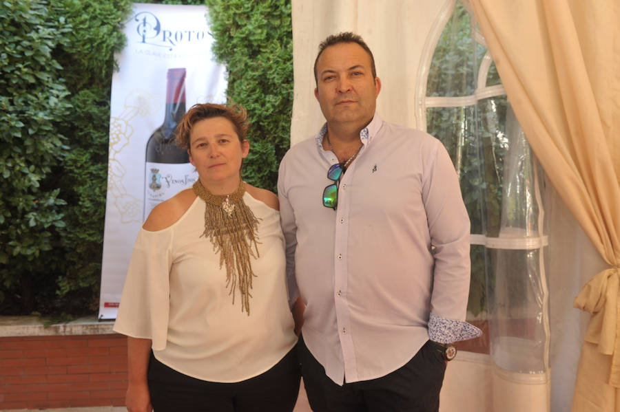 Yolanda Martín y Modesto Herguedas, del Mesón Maryobeli.