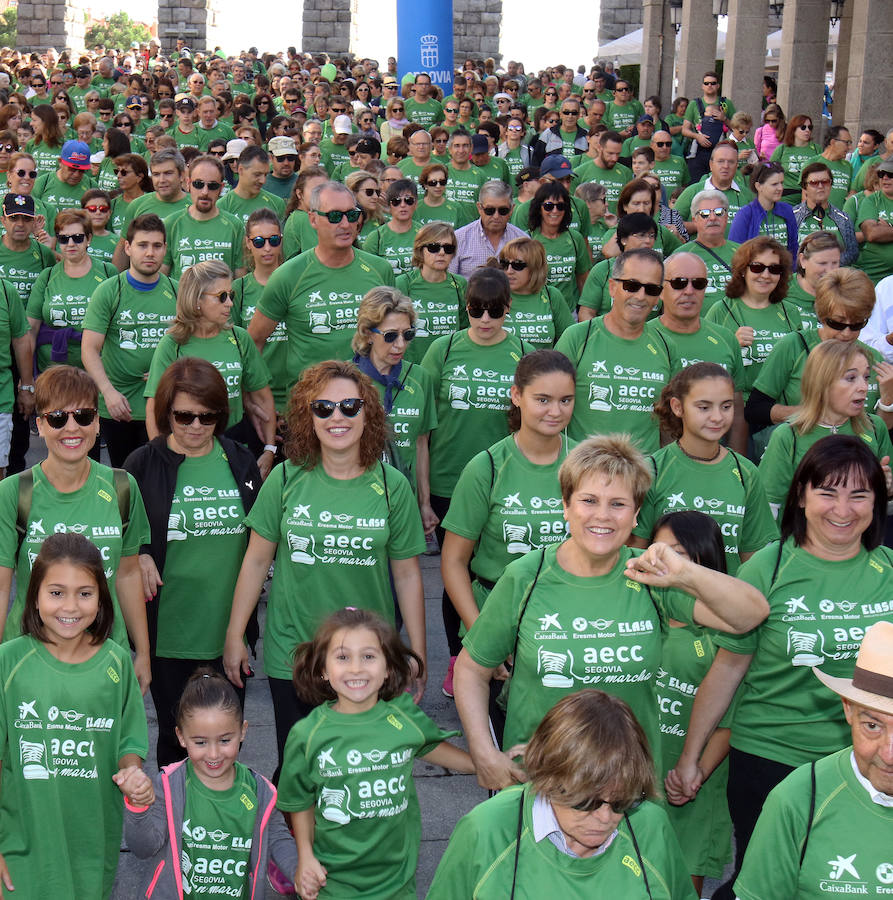 Fotos: V Marcha contra el Cáncer en Segovia