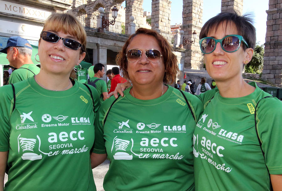 Fotos: V Marcha contra el Cáncer en Segovia