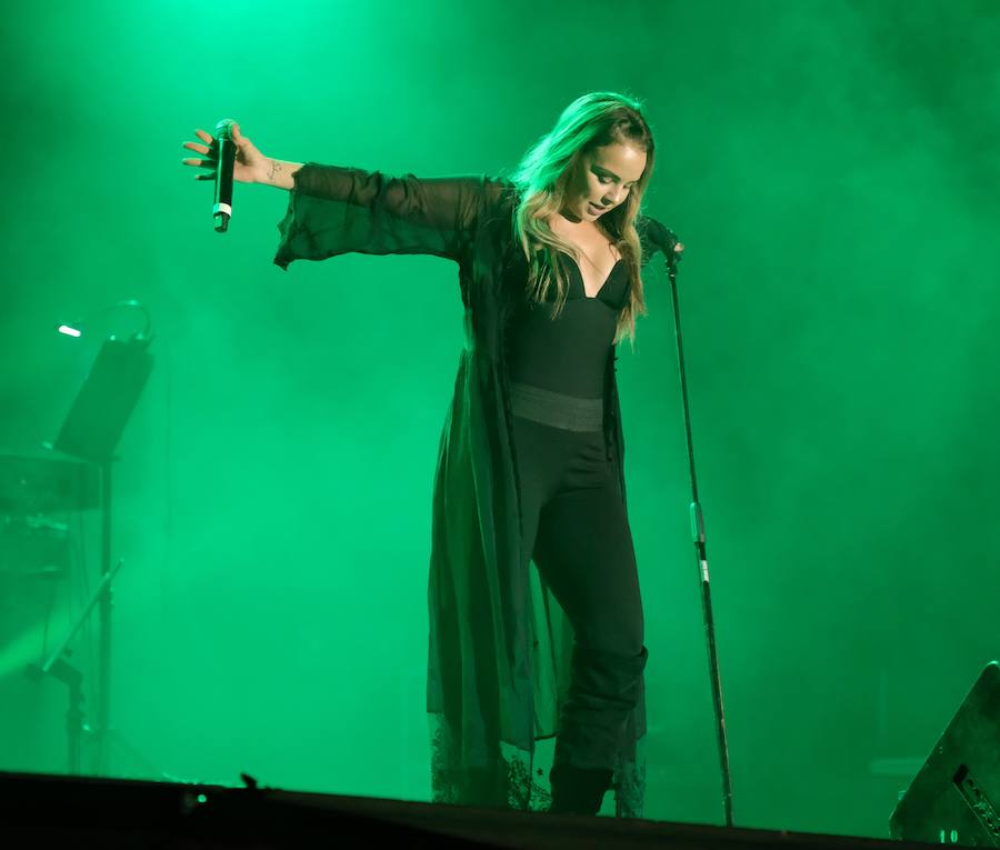 Fotos: Concierto de Chenoa en la Plaza Mayor de Valladolid durante las Fiestas de la Virgen de San Lorenzo 2018