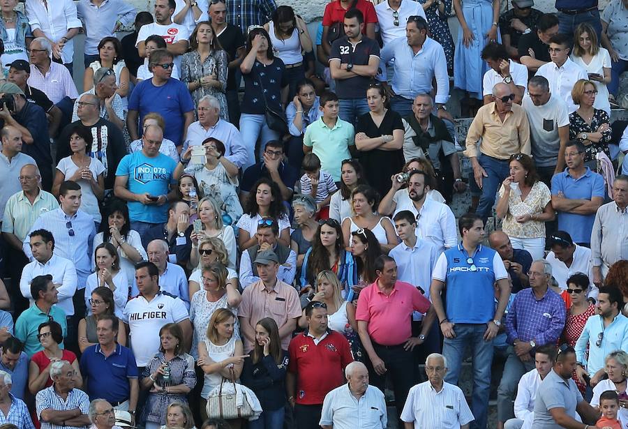 Fotos: Corrida de rejones en las fiestas de la Virgen de San Lorenzo 2018