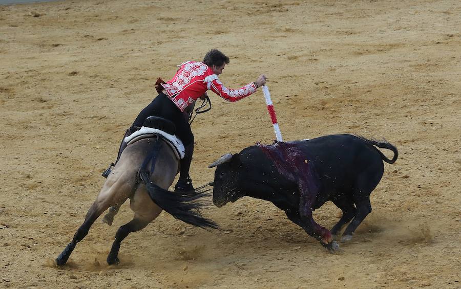 Fotos: Corrida de rejones en las fiestas de la Virgen de San Lorenzo 2018