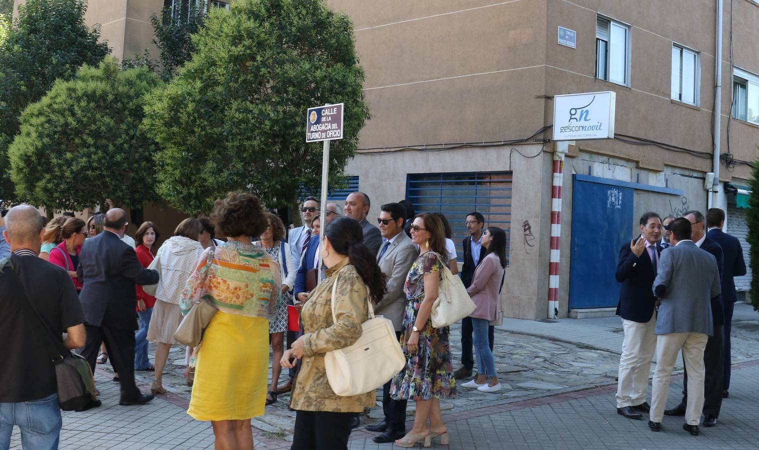 Nombre que recibirá la antigua calle de Isidro Rodríguez Zarraín y que sirve de homenaje para «dignificar» el «trabajo esencial» que realizan estos profesionales