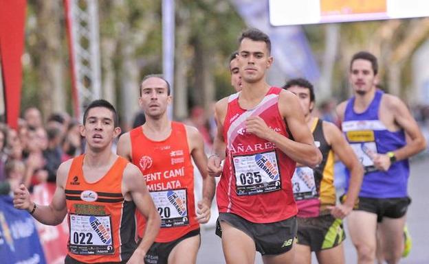 Corredores en la Milla Urbana del año pasado.