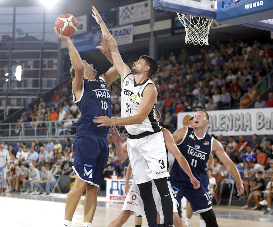 Fotos: Chocolates Trapa Palencia 90 - 82 Bilbao Basket