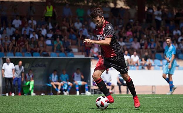Alberto Miñambres, durante un partido con el Unión Adarve.