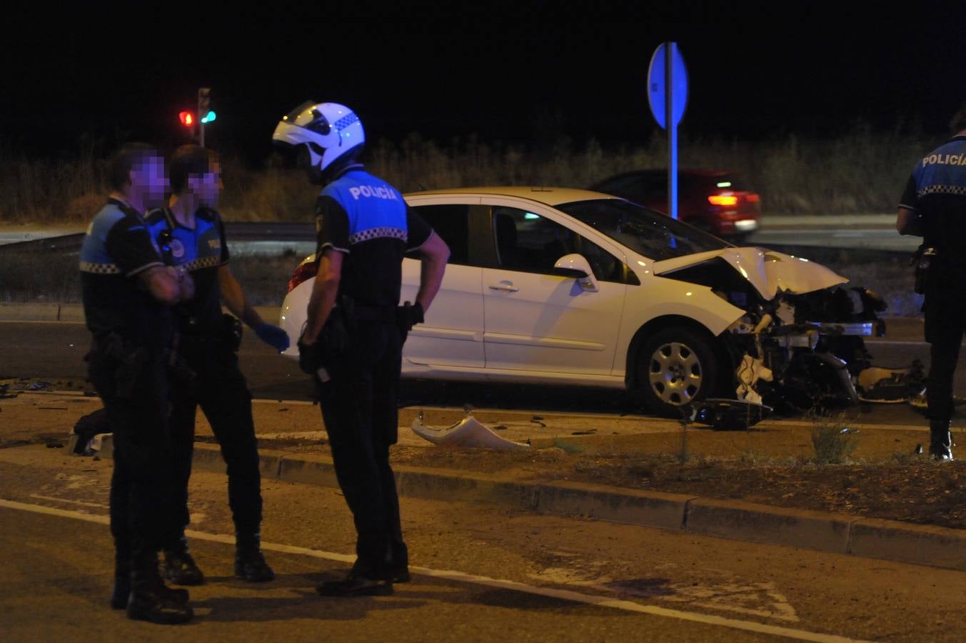 El accidente se registró a la altura del kilómetro 2 de la VA-20, a la altura de la Avenida de Santander