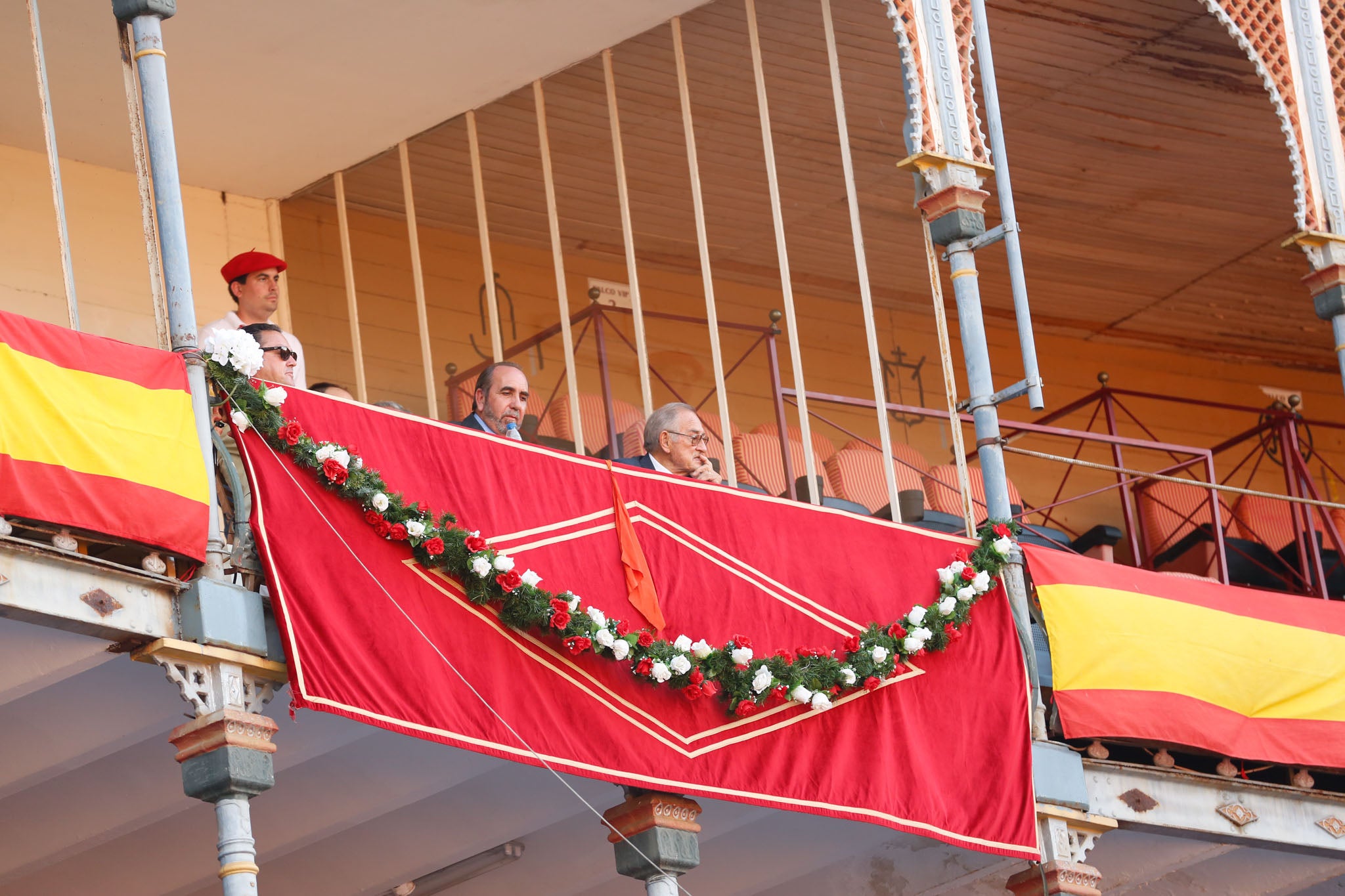 Máximos honores para el bravo, bello y distinguido toro de Montalvo que partió plaza