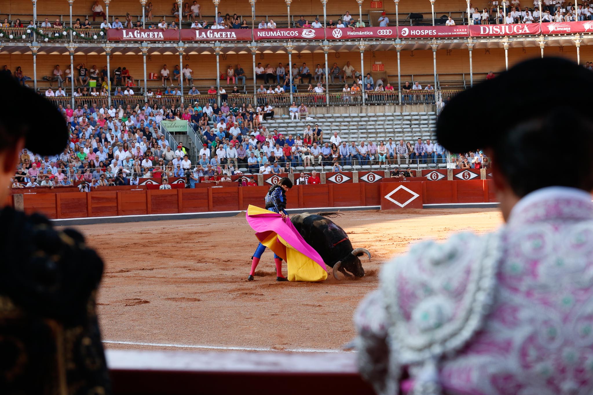 Máximos honores para el bravo, bello y distinguido toro de Montalvo que partió plaza