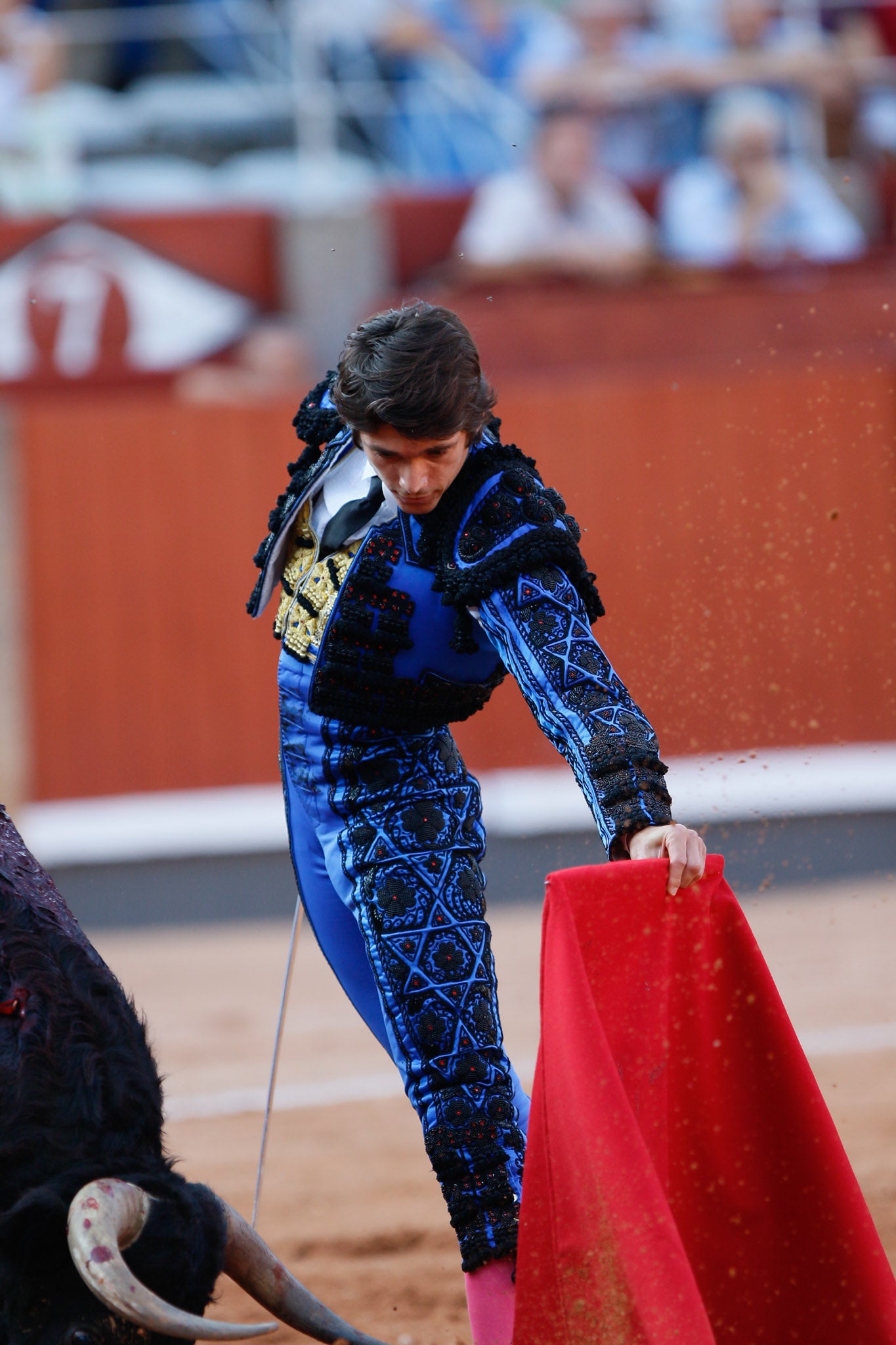 Máximos honores para el bravo, bello y distinguido toro de Montalvo que partió plaza