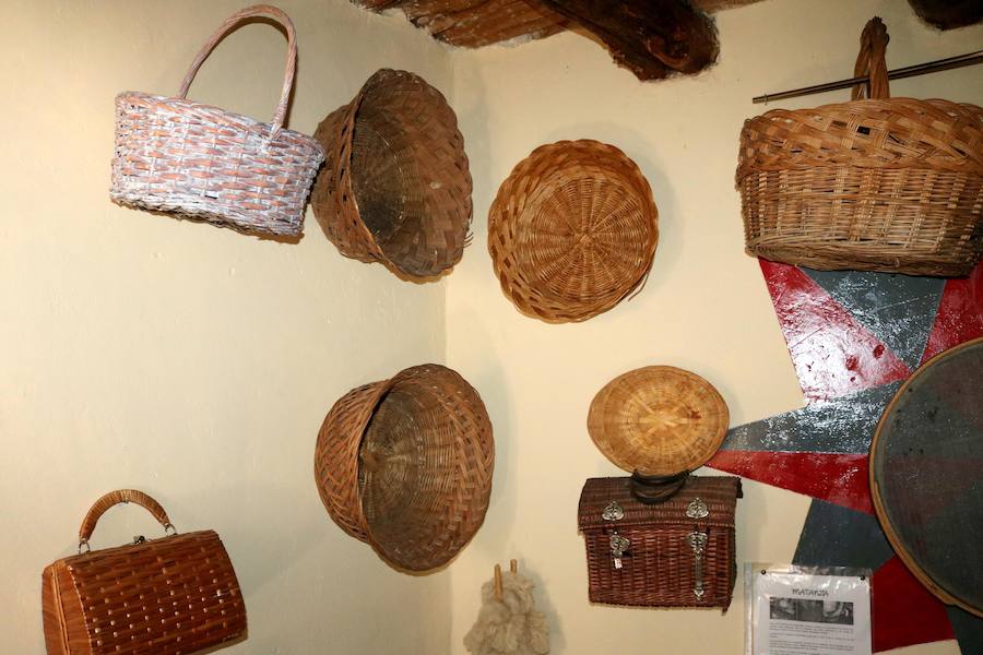 Fotos: Exposición etnográfica en Antigüedad